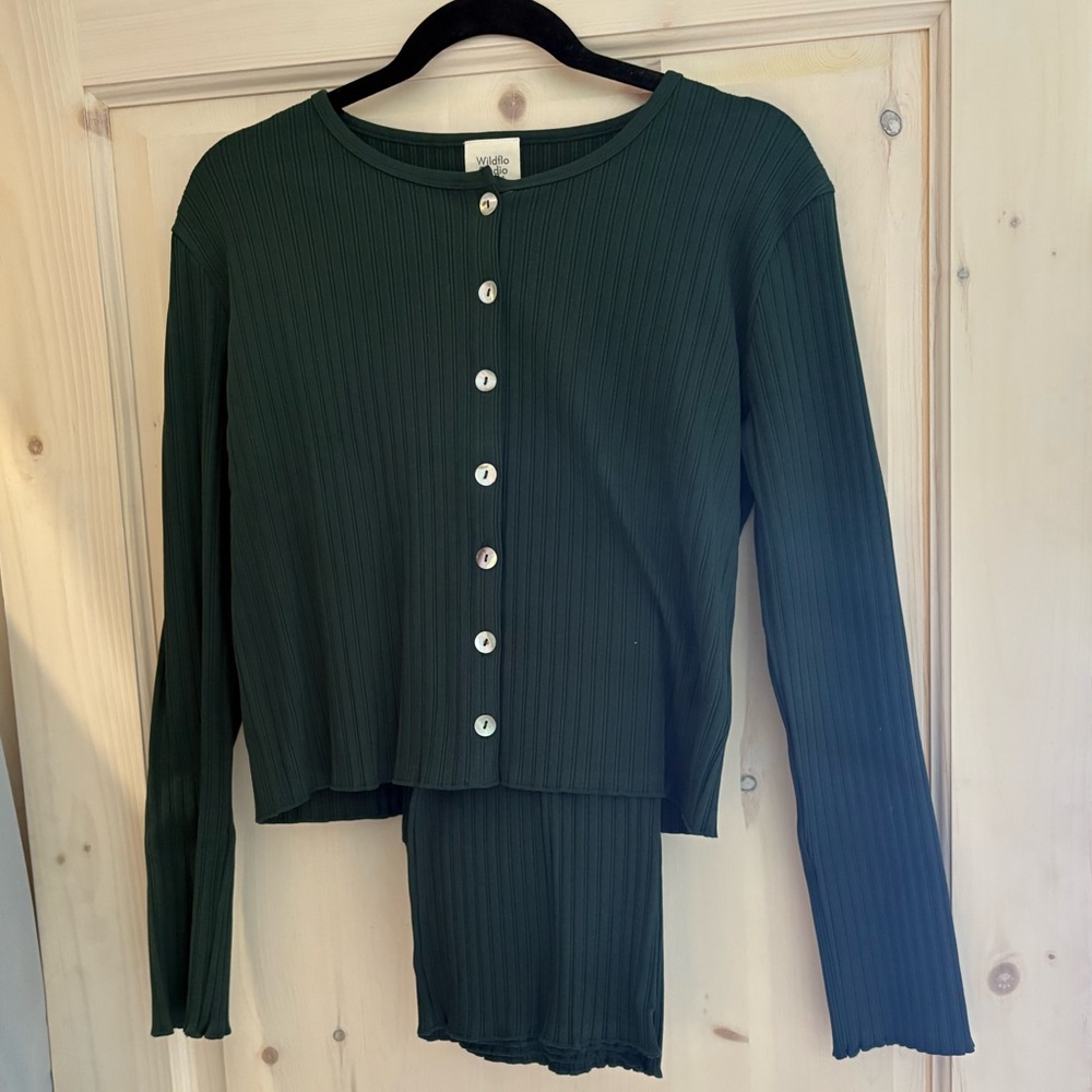 🇨🇦 NWT Wildflo Studio Rib Knit Cardigan and Pants Set